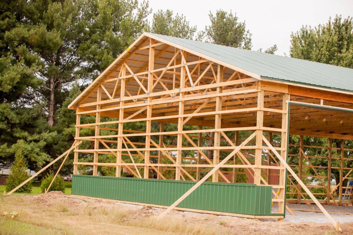 pole barn contractor