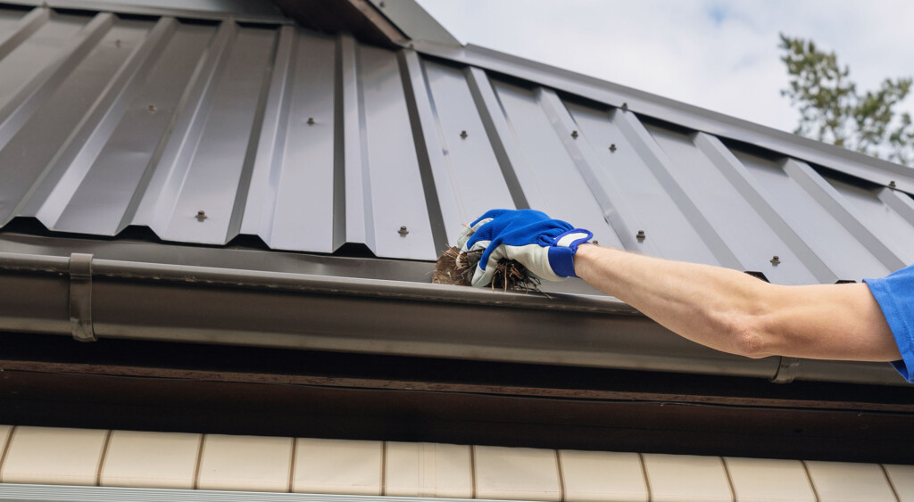 What is the Connection Between Metal Roofs and Energy Bill Savings?